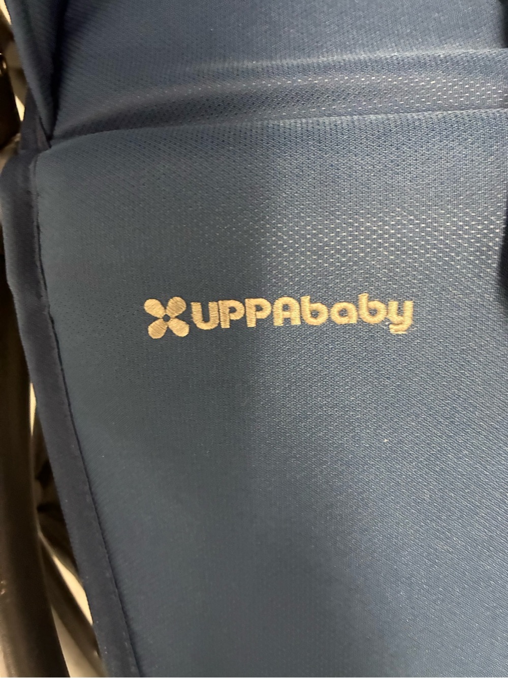 UPPA BABY CRUZ V2  Navy and Carbon-Saddle leather Stroller - Picture 5 of 14